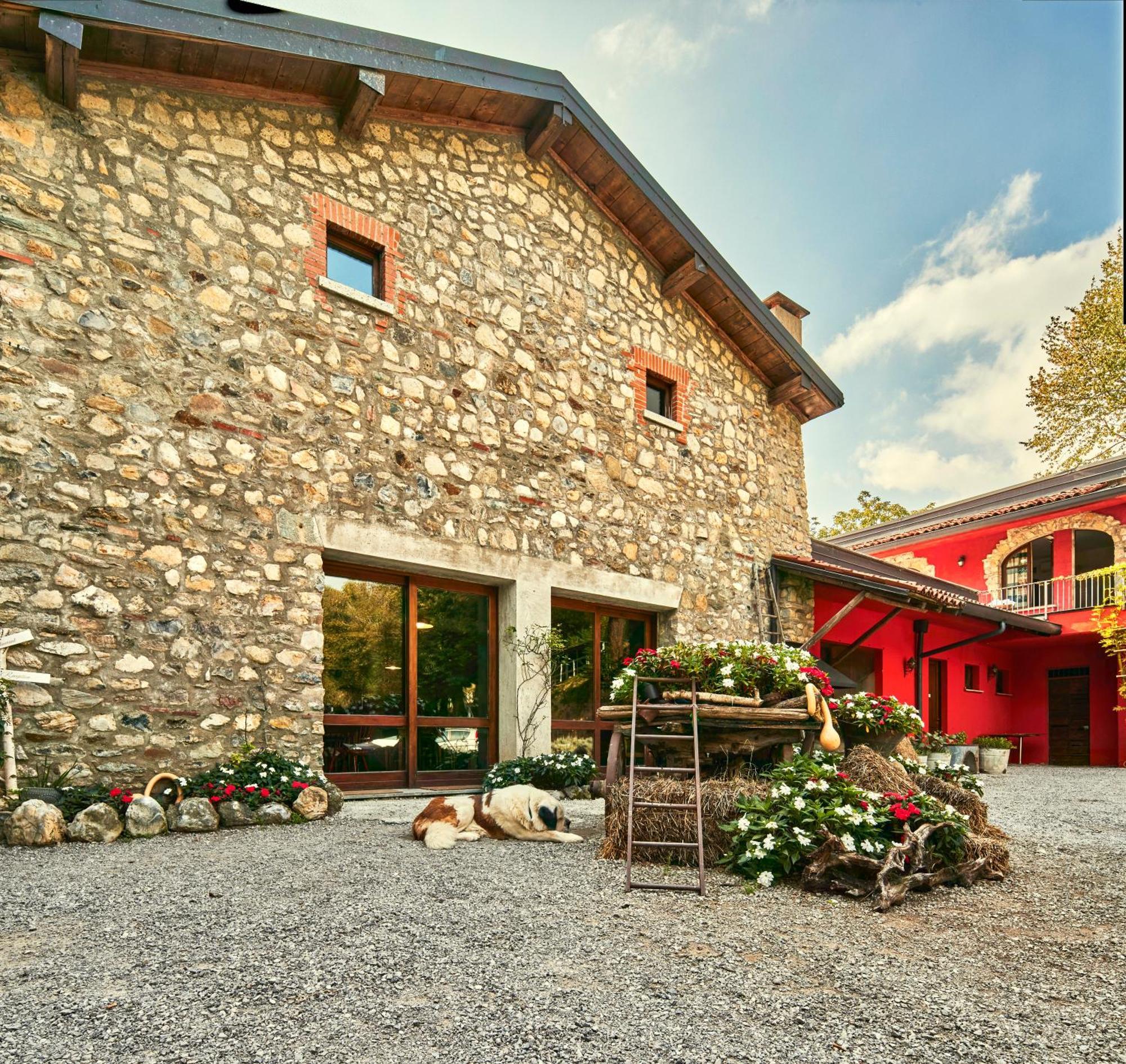 Agriturismo Cascina Mirandola Комо Экстерьер фото